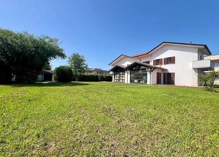 Villa Villino Cocca Marina di Massa